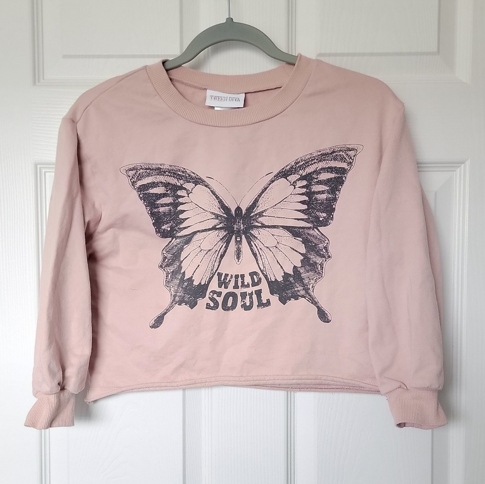 Tween Diva Long Sleeve Graphic Crop Top